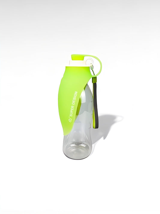 Gourde pour chien vert / 580ml / plastique